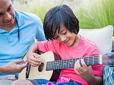 招聘北海吉他家教老师